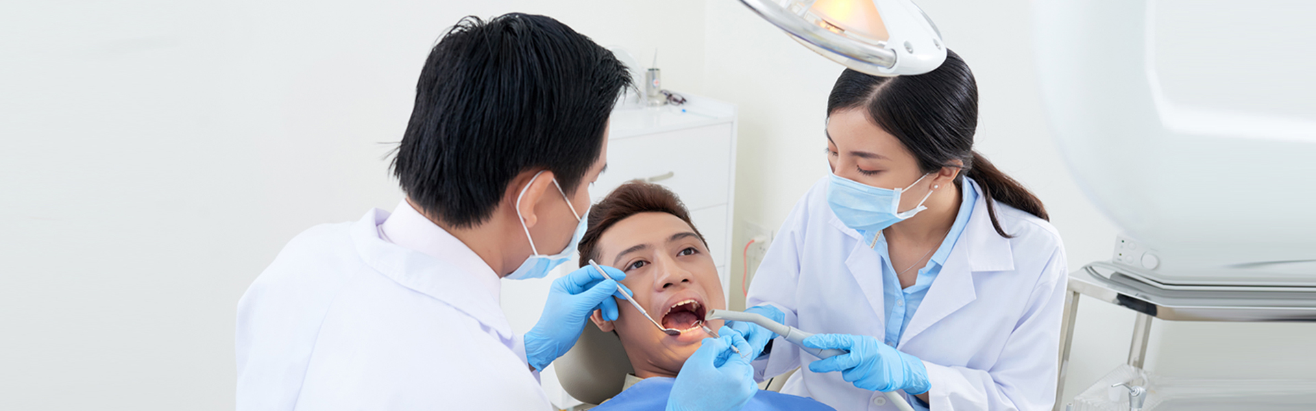 How Periodontics Prevents Bone Loss